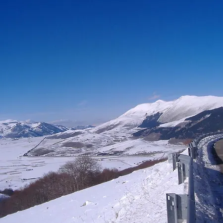 Lägenhetshotell Les Amis Castel Di Sangro