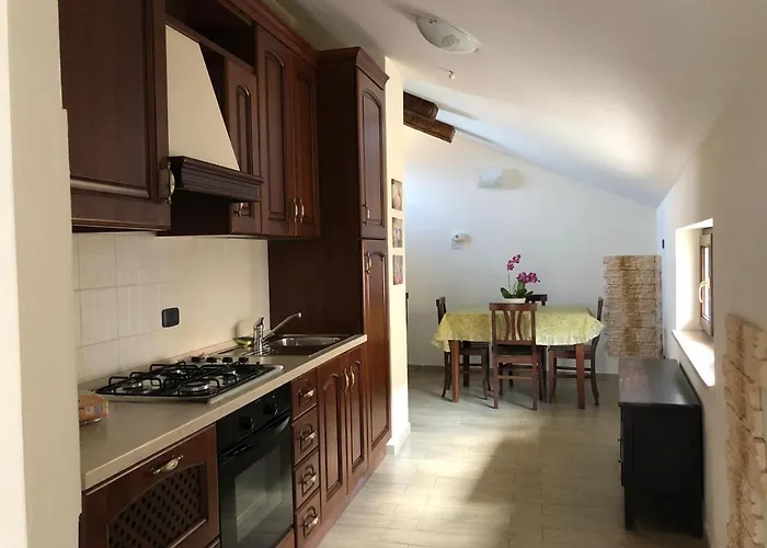 Aparthotel Les Amis Castel Di Sangro