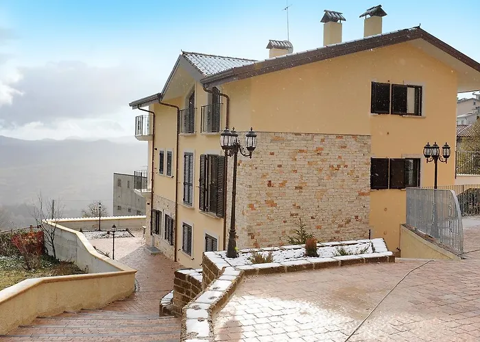 Апарт-отель Les Amis