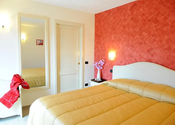 Апарт-отель Les Amis 2*